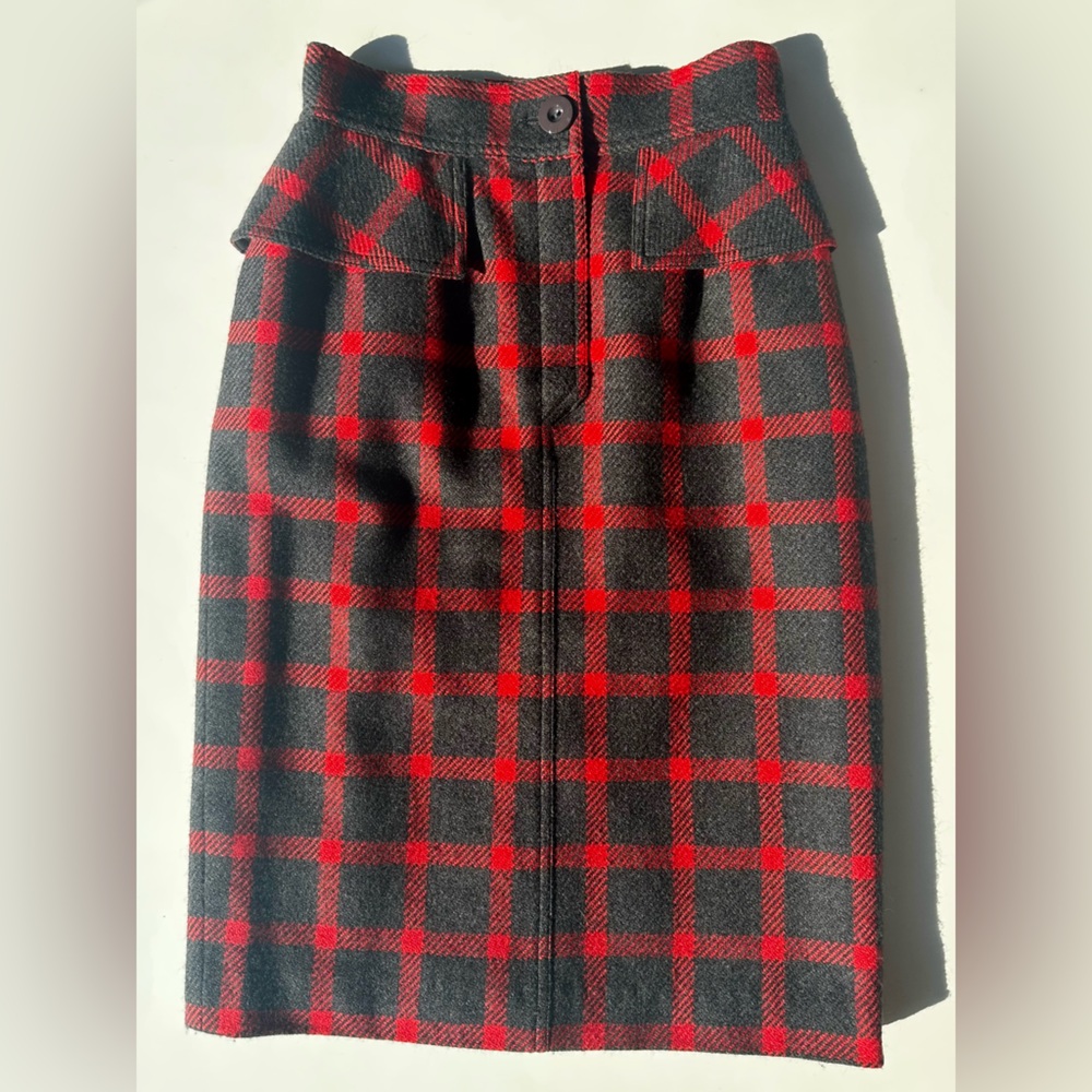 Valentino Miss V Plaid Wool Red and Black Women's Pencil Skirt, 42, 6-8